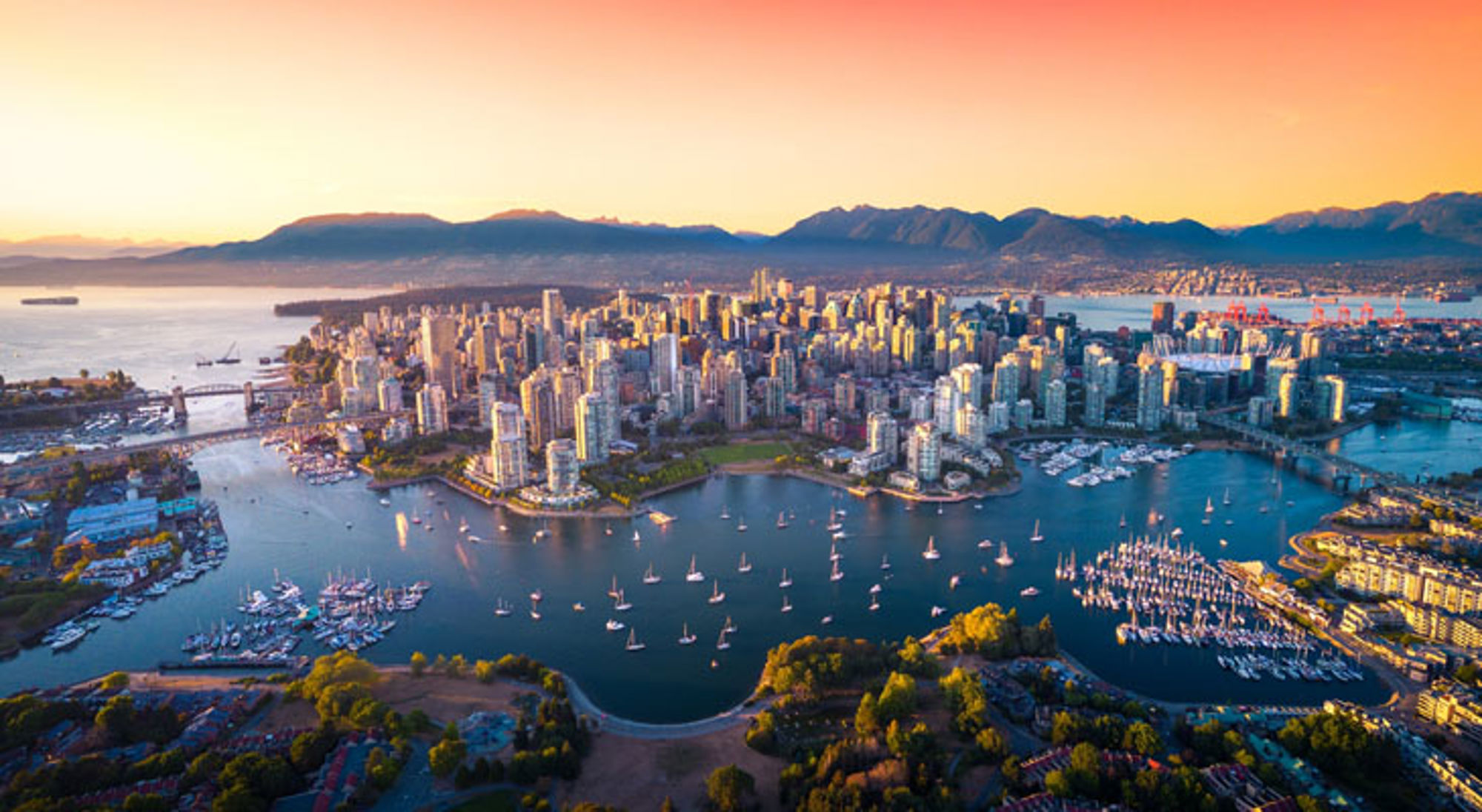 Skyline van Vancouver aan het water