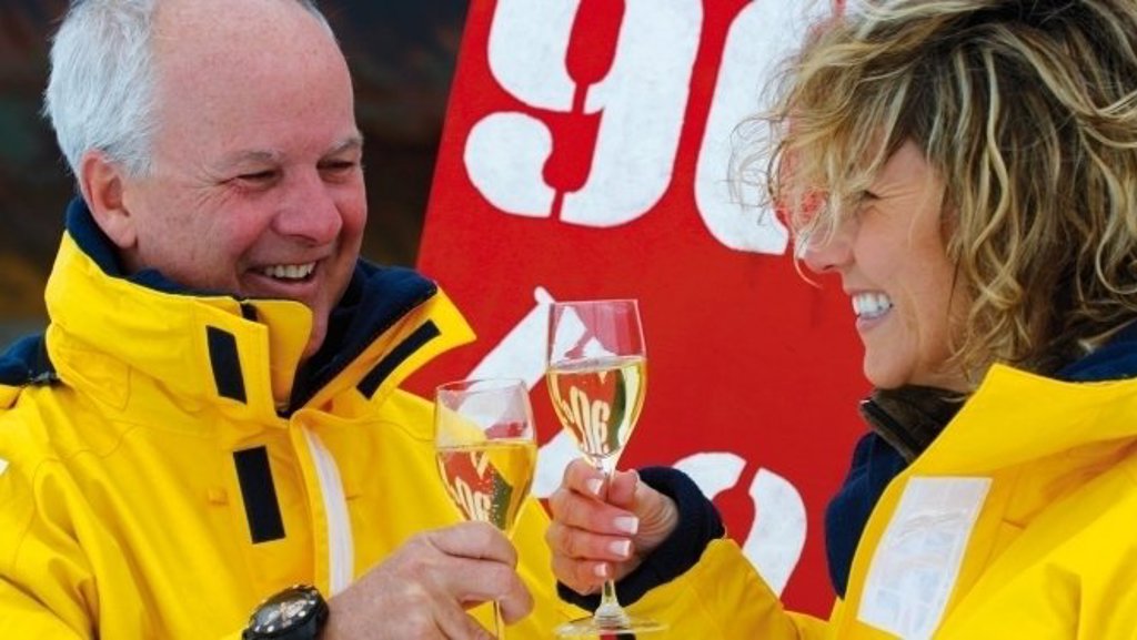 Groepsrondreis Noordpool: walrus op het pakijs in het Arctische gebied.