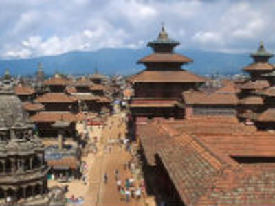 Bhaktapur Durbar Square met pagodetempels en roodkleurige daken, Nepal.