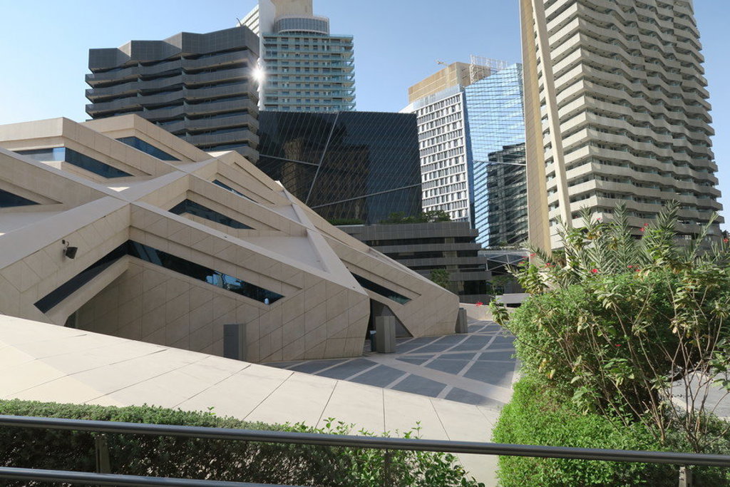 Moderne architectuur en wolkenkrabbers in Riyad tijdens een groepsrondreis door Saoedi-Arabië.