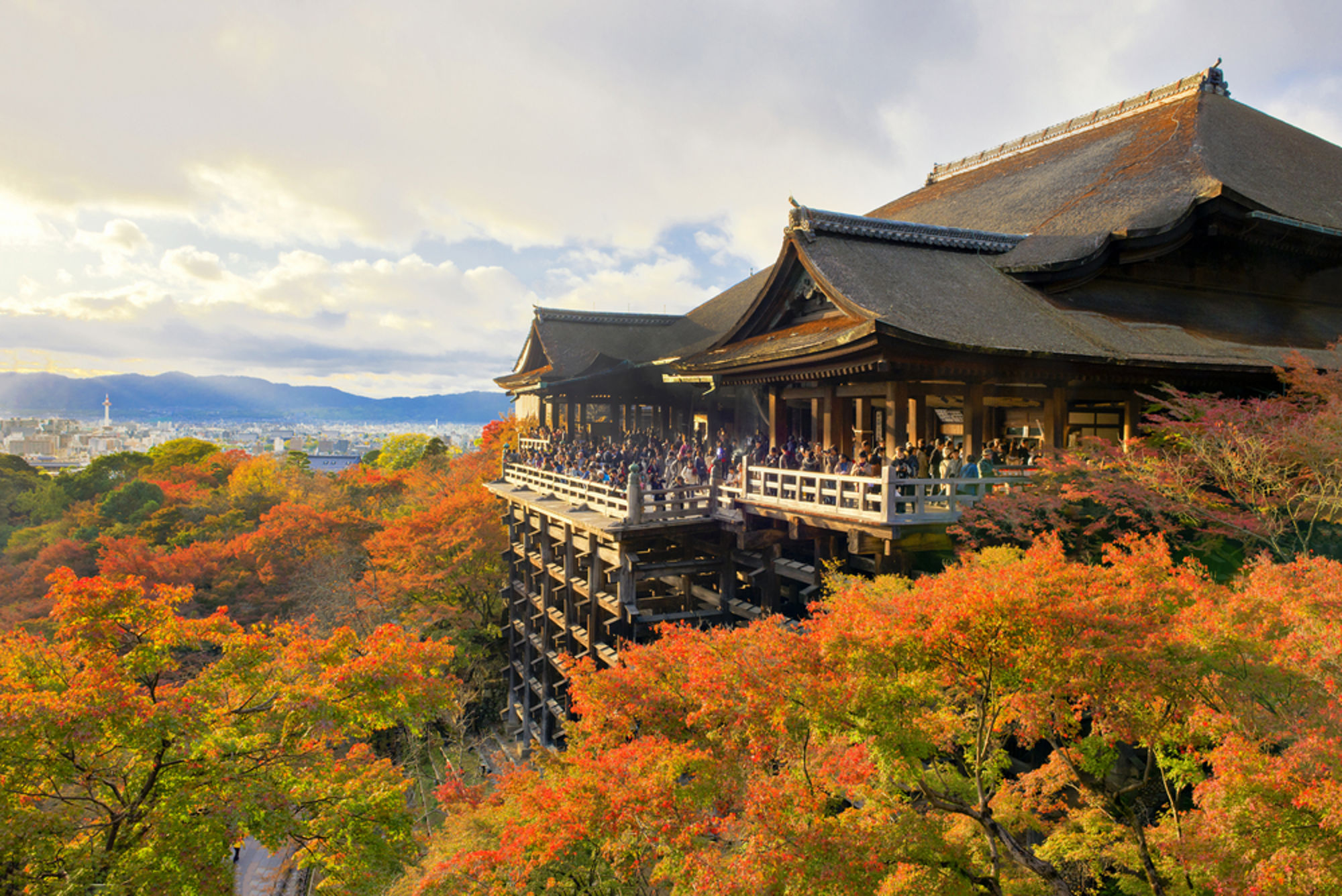 Tempel in de herfst, Japan Tempel in de herfst, Japan
