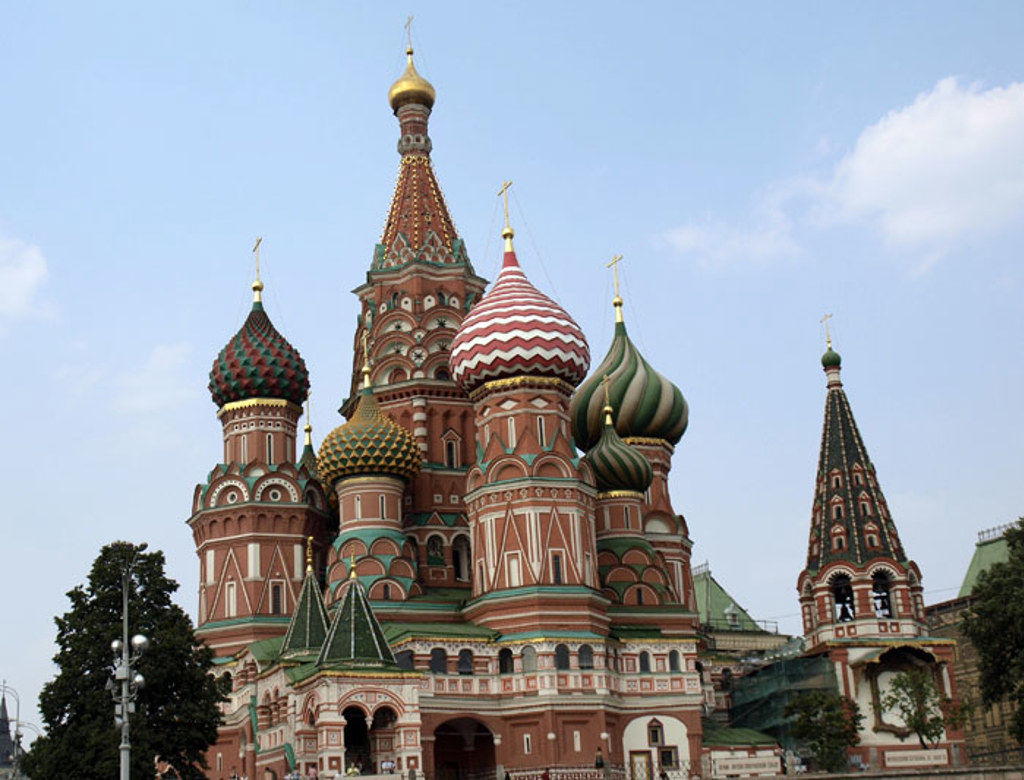 Basiliuskathedraal op het Rode Plein in Moskou tijdens een groepsrondreis Rusland hoogtepunten.