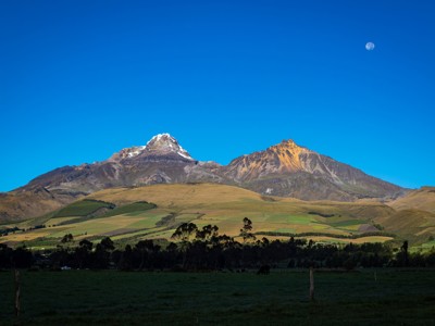 Uitzicht op de Cotopaxi-vulkaan en Andeslandschap in Ecuador tijdens de Route Ecuador, 22 dagen.