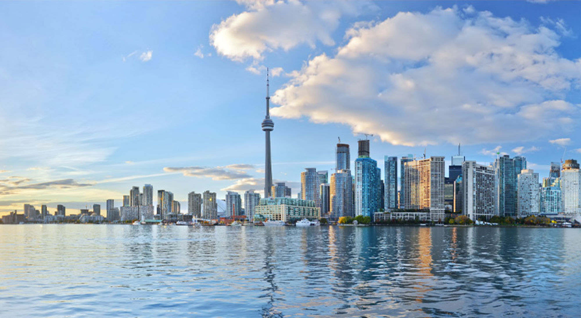 Uitzicht op de CN Tower in Toronto