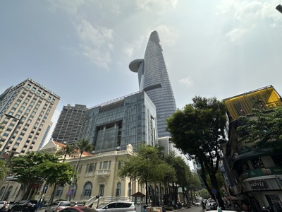 Skyline van Ho Chi Minhstad met de Bitexco Financial Tower tijdens de Route Vietnam.