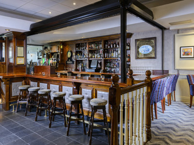 bar