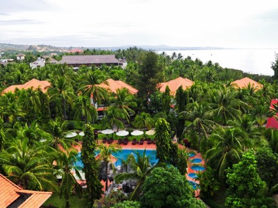 Four Oceans Resort