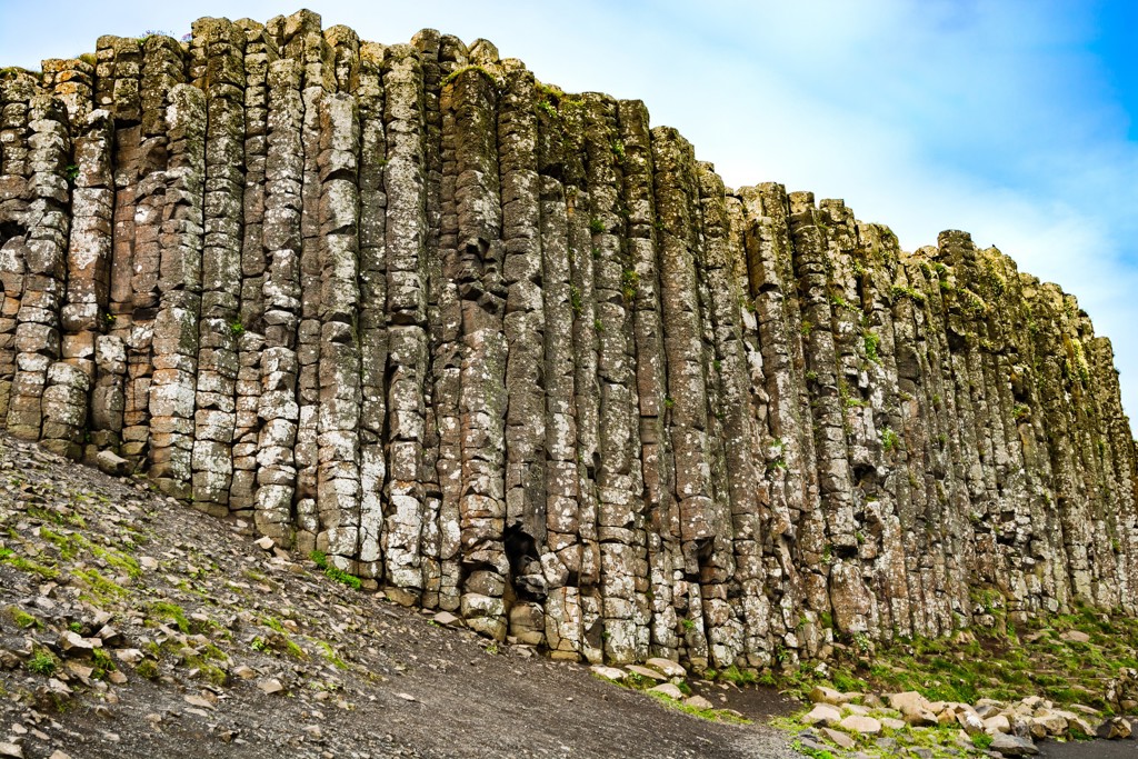 Basaltzuilen bij Giant’s Causeway aan de kust van Noord-Ierland.