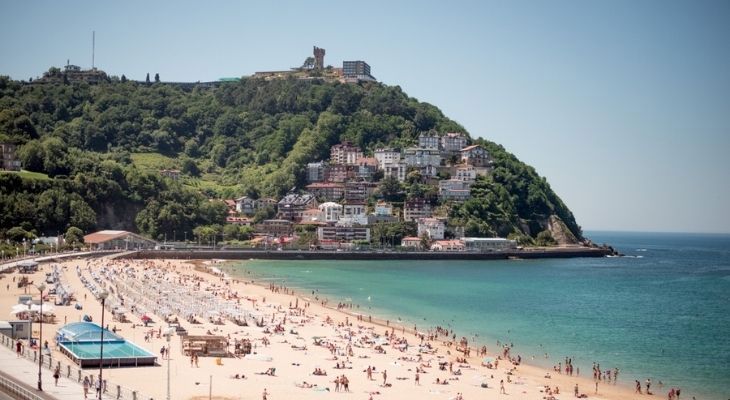 La_Concha_San_Sebastian.jpg