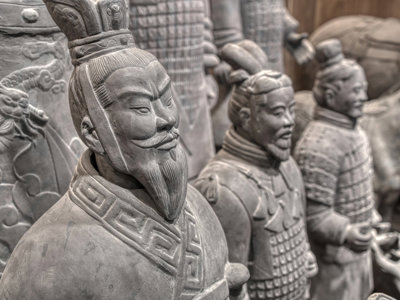 Detail van terracottasoldaten in Xi’an tijdens de groepsrondreis China, route 32 dagen.