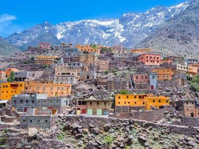 Bergdorp Imlil in het Atlasgebergte, startpunt van de beklimming van de Mt. Toubkal in Marokko.