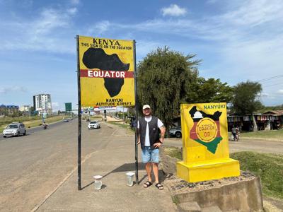 Kaart van Kenia en Tanzania met de grens tussen beide landen.