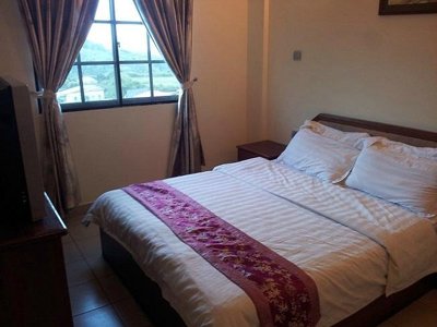 Cottage Hotel
