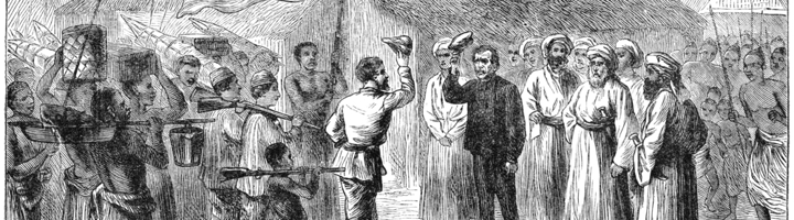 Historische prent van David Livingstone die een menigte begroet bij hutten in Afrika.