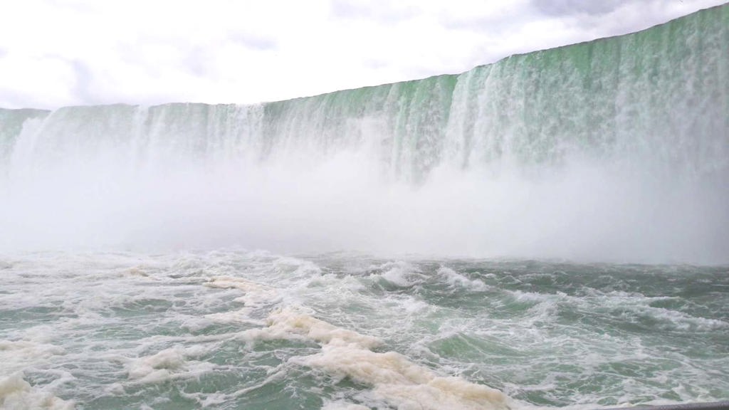 Waterval van dichtbij gezien op een rondreis door Canada