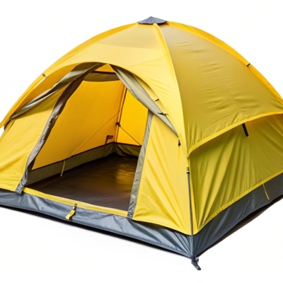 Gele koepeltent met open ingang, voor toeslag eigen tent tijdens de Takesi Trail.