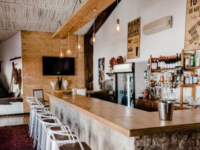 De Opstal - bar