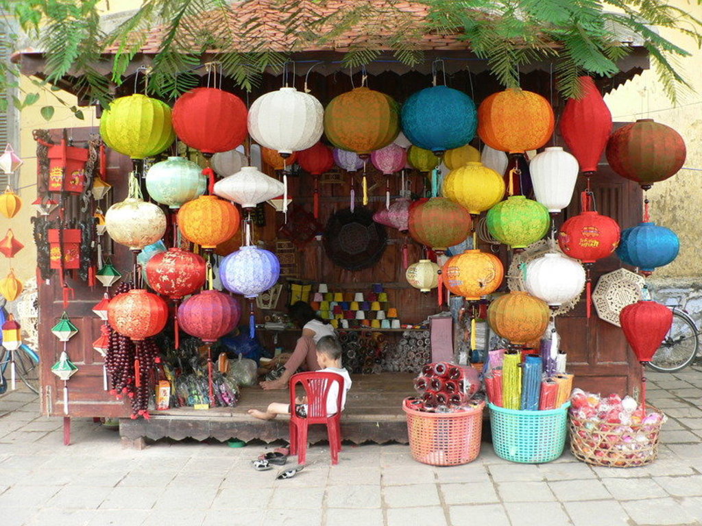 main_Landschap__lampionnenwinkel__Hoi_An__Vietnam__Tineke_Kleene_.jfif