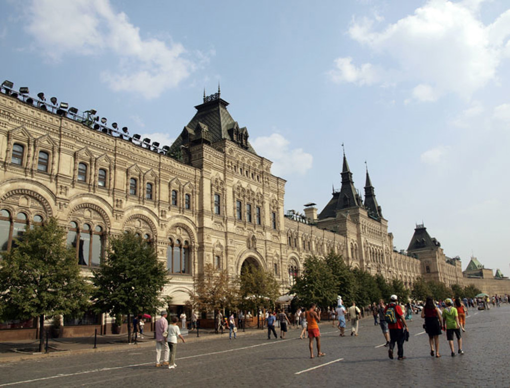 Historisch warenhuis GUM aan het Rode Plein in Moskou tijdens groepsrondreis Rusland.