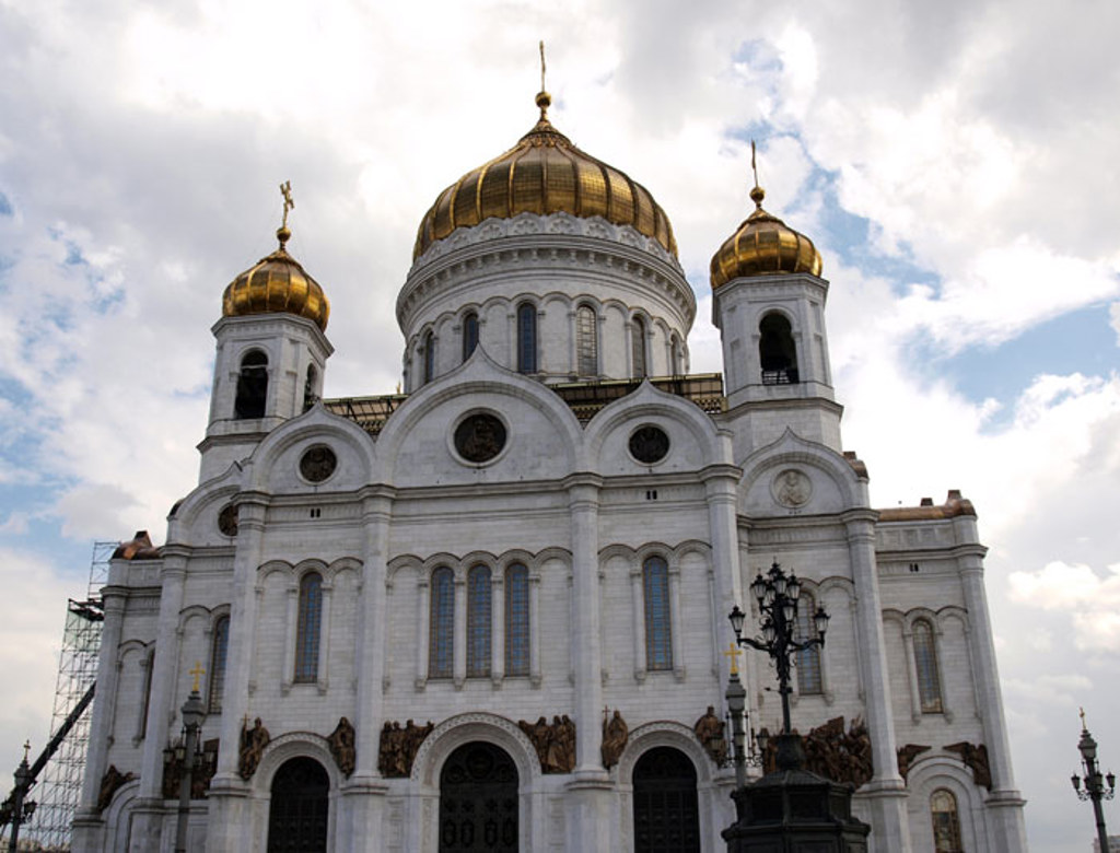 Kathedraal van Christus de Verlosser in Moskou met gouden koepels, Rusland.
