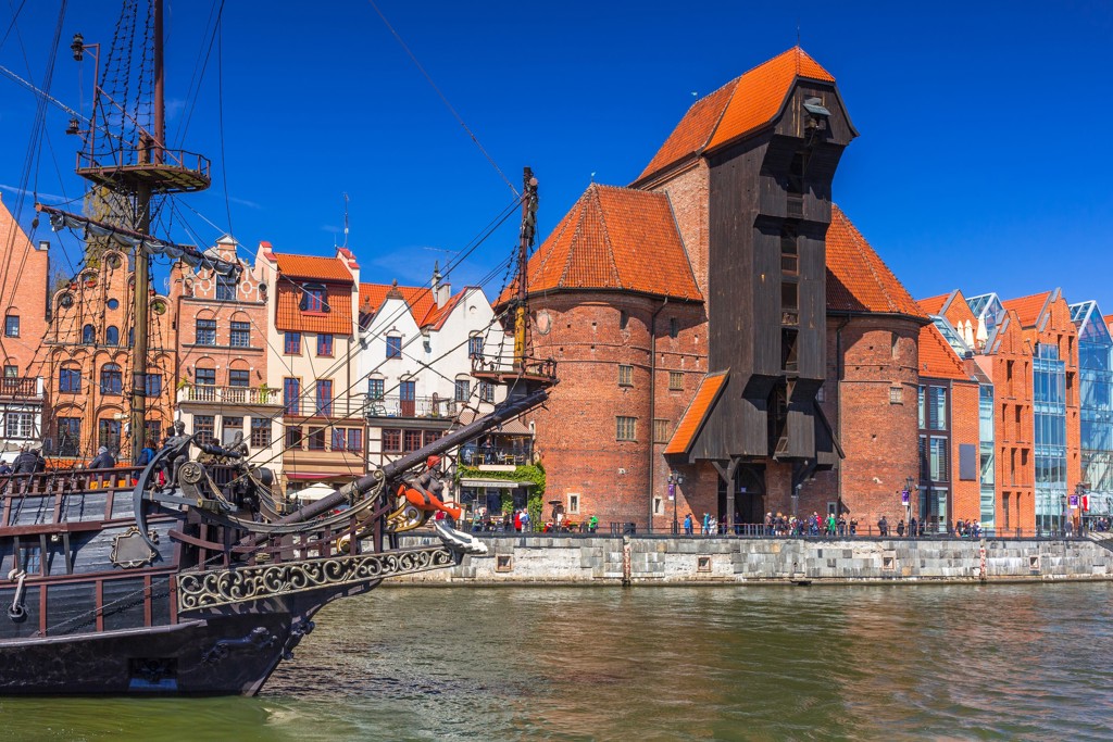 Middeleeuwse kraanpoort Żuraw aan de Motława in Gdańsk, Polen.