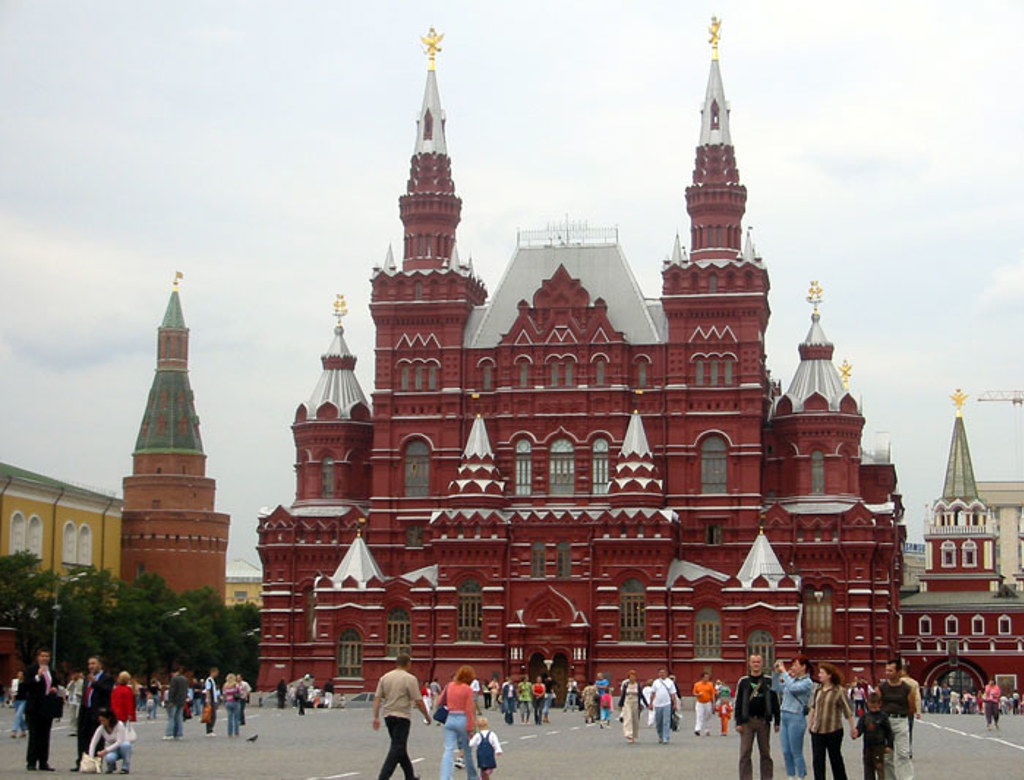 Het Staats Historisch Museum aan het Rode Plein in Moskou tijdens een groepsrondreis Rusland.