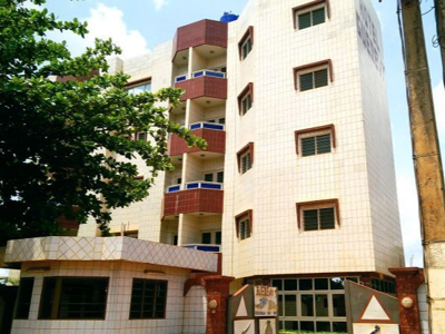 Guedavy facade