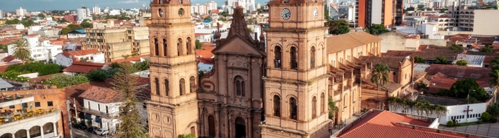 Kathedraal Basilica Menor de San Lorenzo aan Plaza 24 de Septiembre in Santa Cruz de la Sierra, Bolivia.