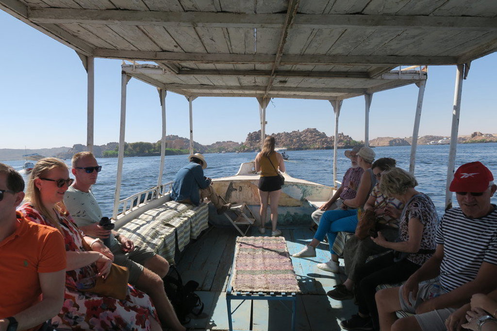 Groep reizigers op een boot op de Nijl tijdens de groepsrondreis Egypte Kort.