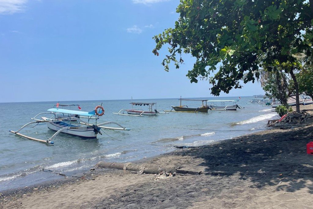 Groepsrondreis Java en Bali: vulkanen, rijstvelden en azuurblauwe zee in Indonesië.