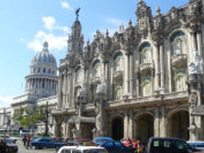 Capitolio en Gran Teatro de La Habana aan de Paseo del Prado in Havana, Cuba.