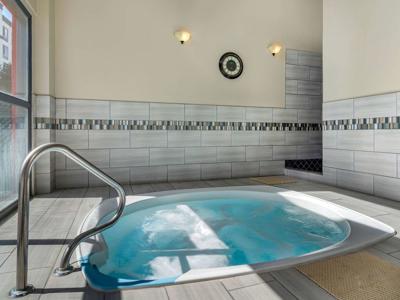 hot tub