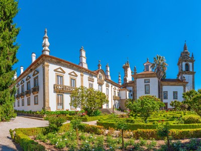 Barok landhuis met formele tuinen in de Douro Vallei, Portugal, tijdens de 8-daagse wandelvakantie route.