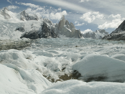 Gletsjerlandschap met de pieken van Fitz Roy bij El Chaltén in Patagonië, Argentinië.