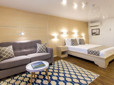Suite - upper deck