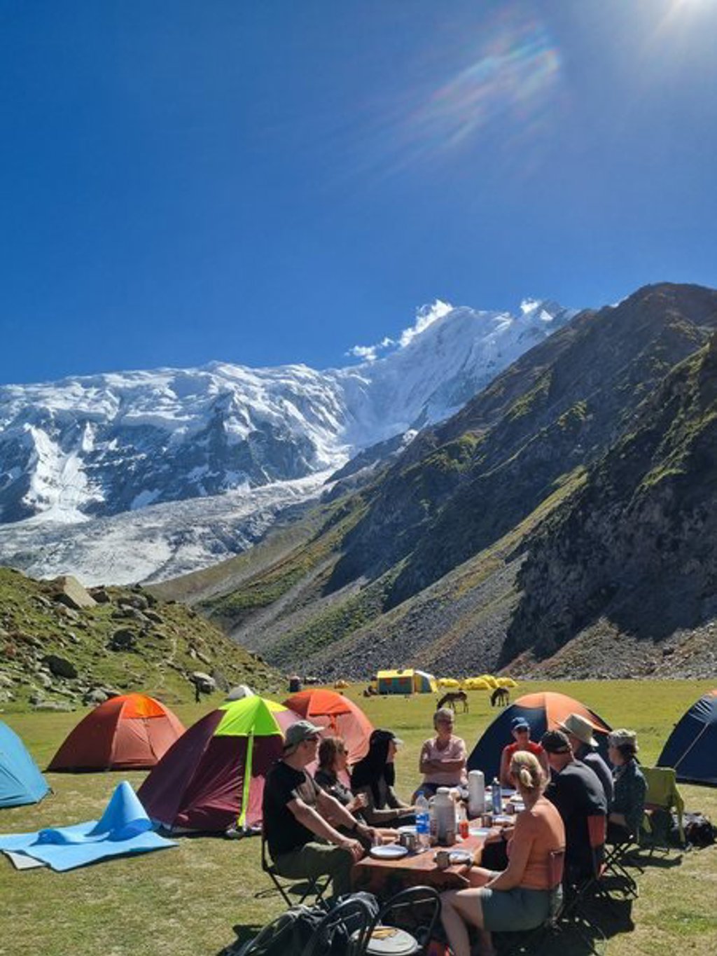 Berglandschap in Baltistan en Hunza tijdens een groepsrondreis door Pakistan.